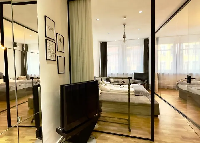 Beefree Loft L Beletage Im Stadtpalais I Whirlpool I Metro *
