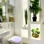 Beefree Loft L Beletage Im Stadtpalais I Whirlpool I Metro * Nuremberg