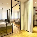 Beefree Loft L Beletage Im Stadtpalais I Whirlpool I Metro Appartement Neurenberg