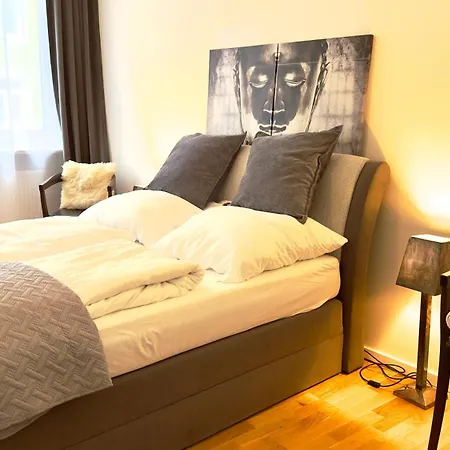 Beefree Loft L Beletage Im Stadtpalais I Whirlpool I Metro Appartement