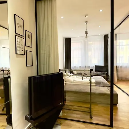 Beefree Loft L Beletage Im Stadtpalais I Whirlpool I Metro *