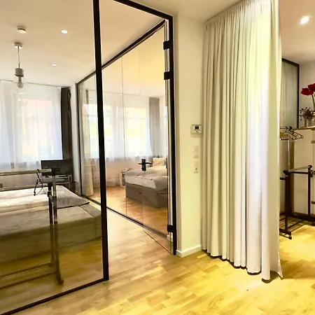 Beefree Loft L Beletage Im Stadtpalais I Whirlpool I Metro Apartment Nuremberg